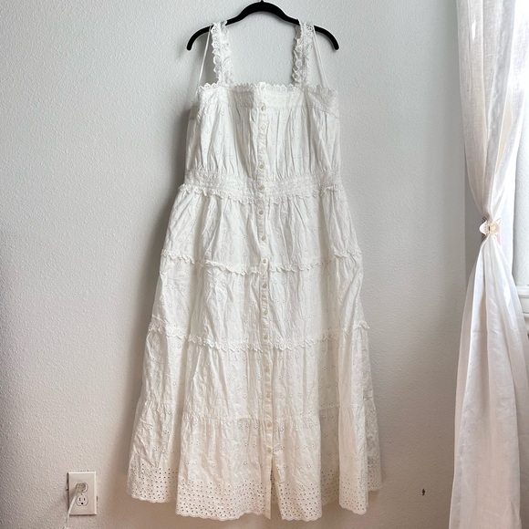 Gap x DOEN Dresses & Skirts - GAP x DOEN White Eyelet Midi Dress